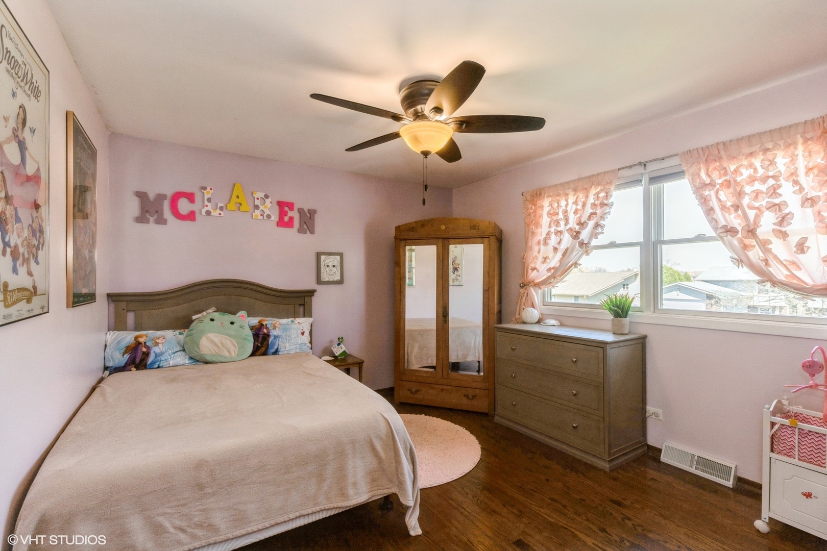 506 Beck Road Lindenhurst, IL 60046 - Photo 9 of 15 a bedroom with a bed and a large window