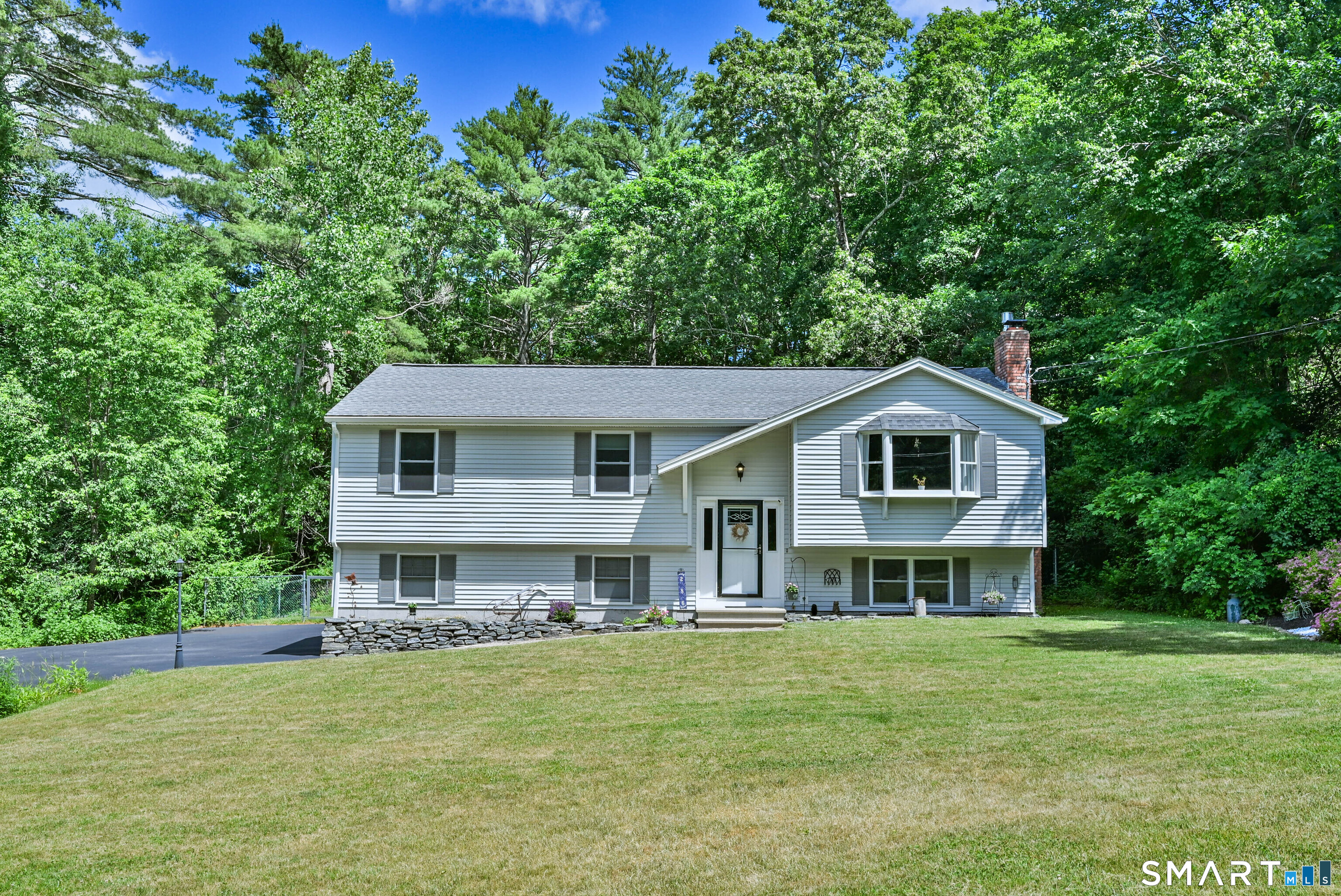 286 Quaddick Town Farm Road Thompson, CT 06277 - Photo 3 of 40