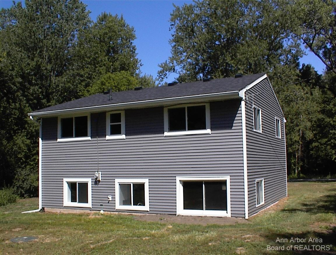 12494 Hitchingham Road Milan, MI 48160 - Photo 3 of 12 Photo 3