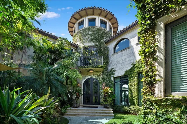 $34,500,000 | 10330 West Broadview Drive, Bay Harbor Islands, FL 33154