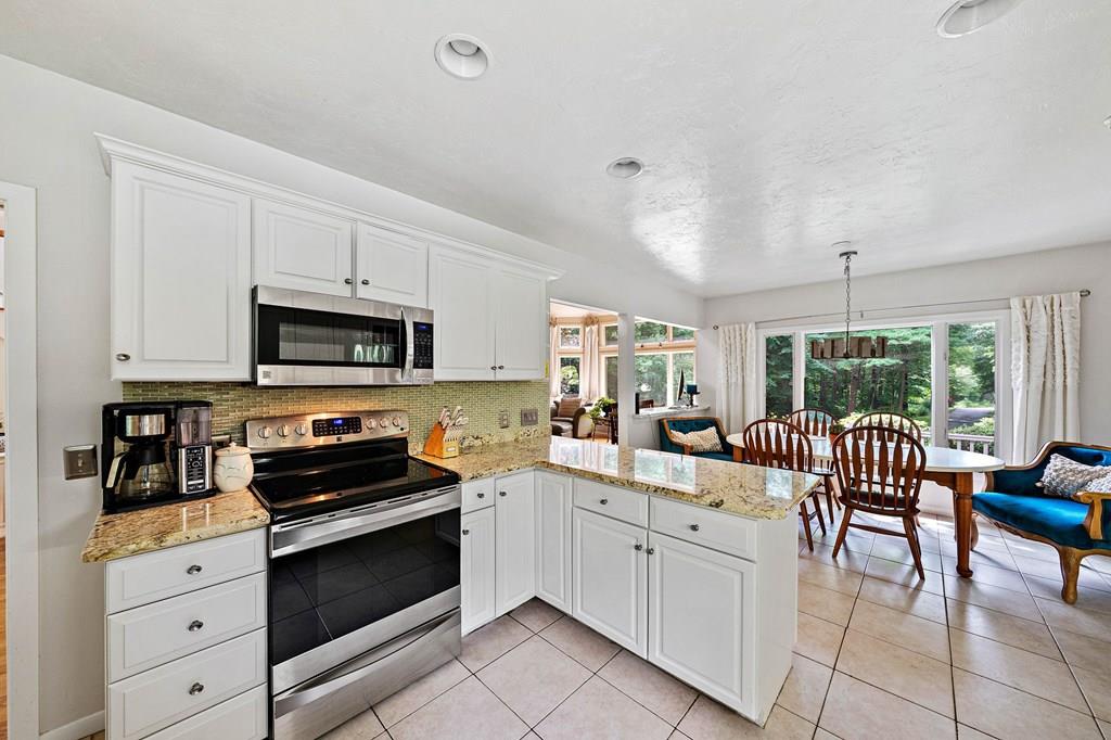 70 Brook Road Marshfield, MA 02050 - Photo 7 of 34 Gallery Image 7