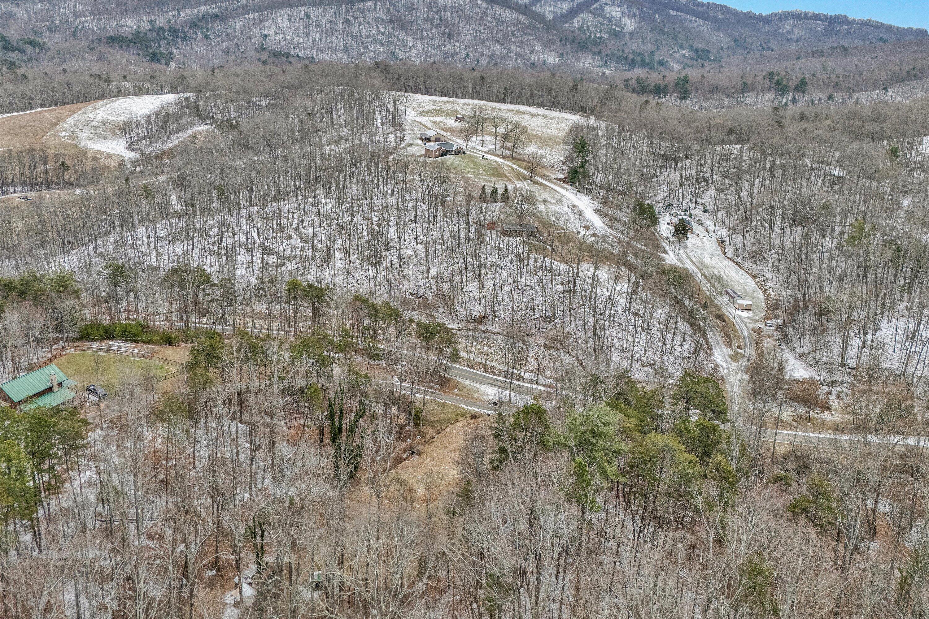 533 Coopers Cove Road Hardy, VA 24101 - Photo 6 of 9