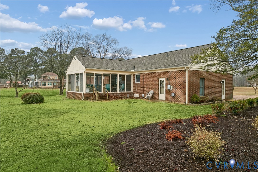 8950 Cook Drive Hayes, VA 23072 - Photo 5 of 45