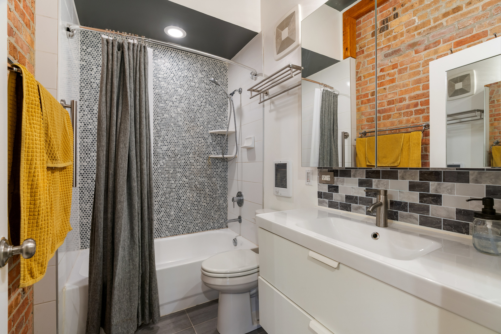 732 South Financial Place, Unit 810 Chicago, IL 60605 - Photo 15 of 26