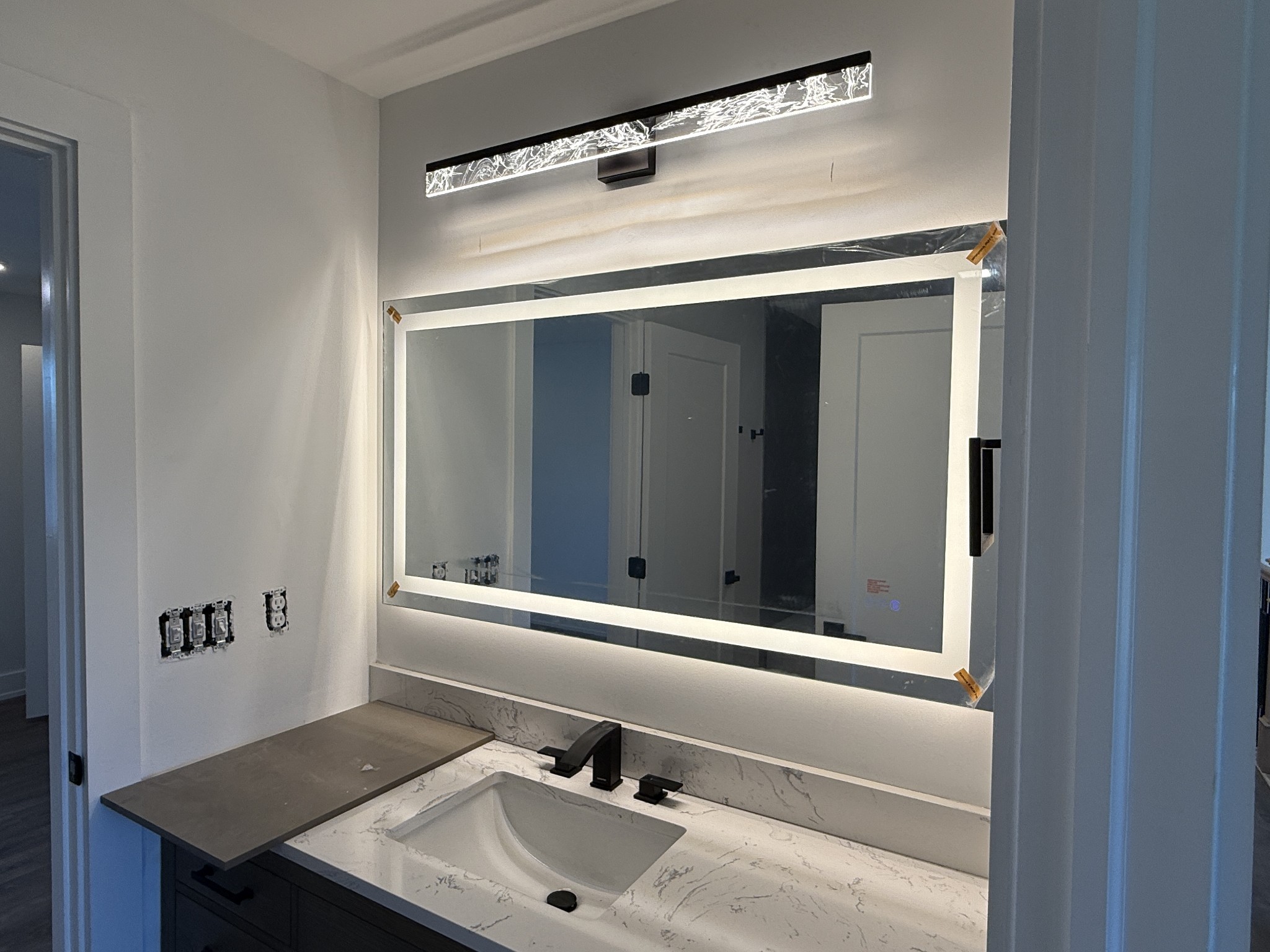 3880 Barfield Crescent Road Murfreesboro, TN 37128 - Photo 15 of 26 a bathroom with a sink and a mirror