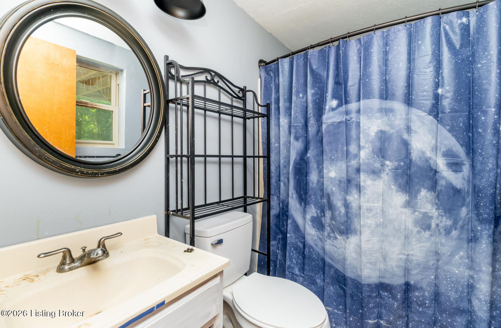 110 Masters Street Radcliff, KY 40160 - Photo 68 of 72 Basement Bathroom