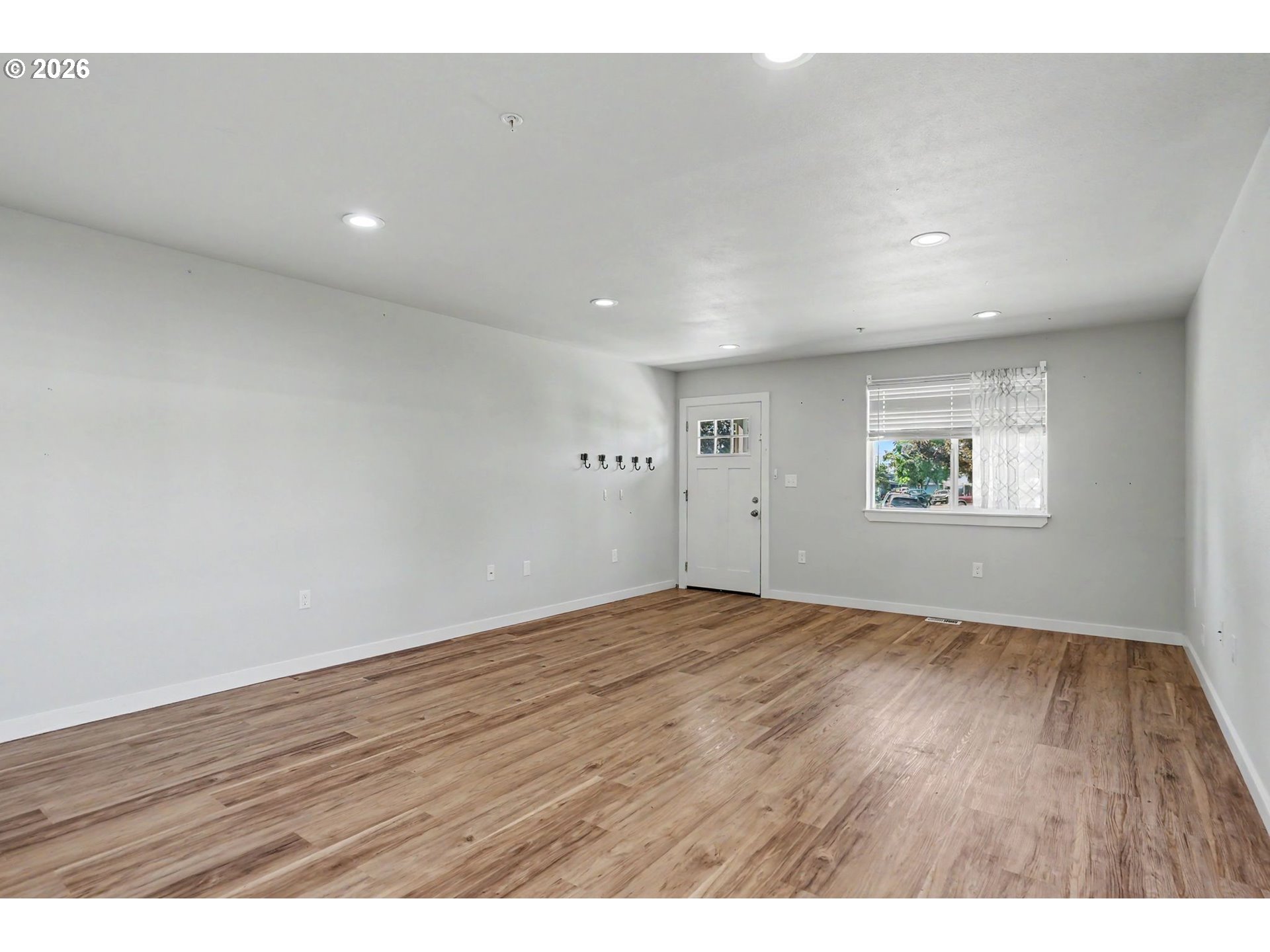 1671 Cooper Street Lebanon, OR 97355 - Photo 6 of 44