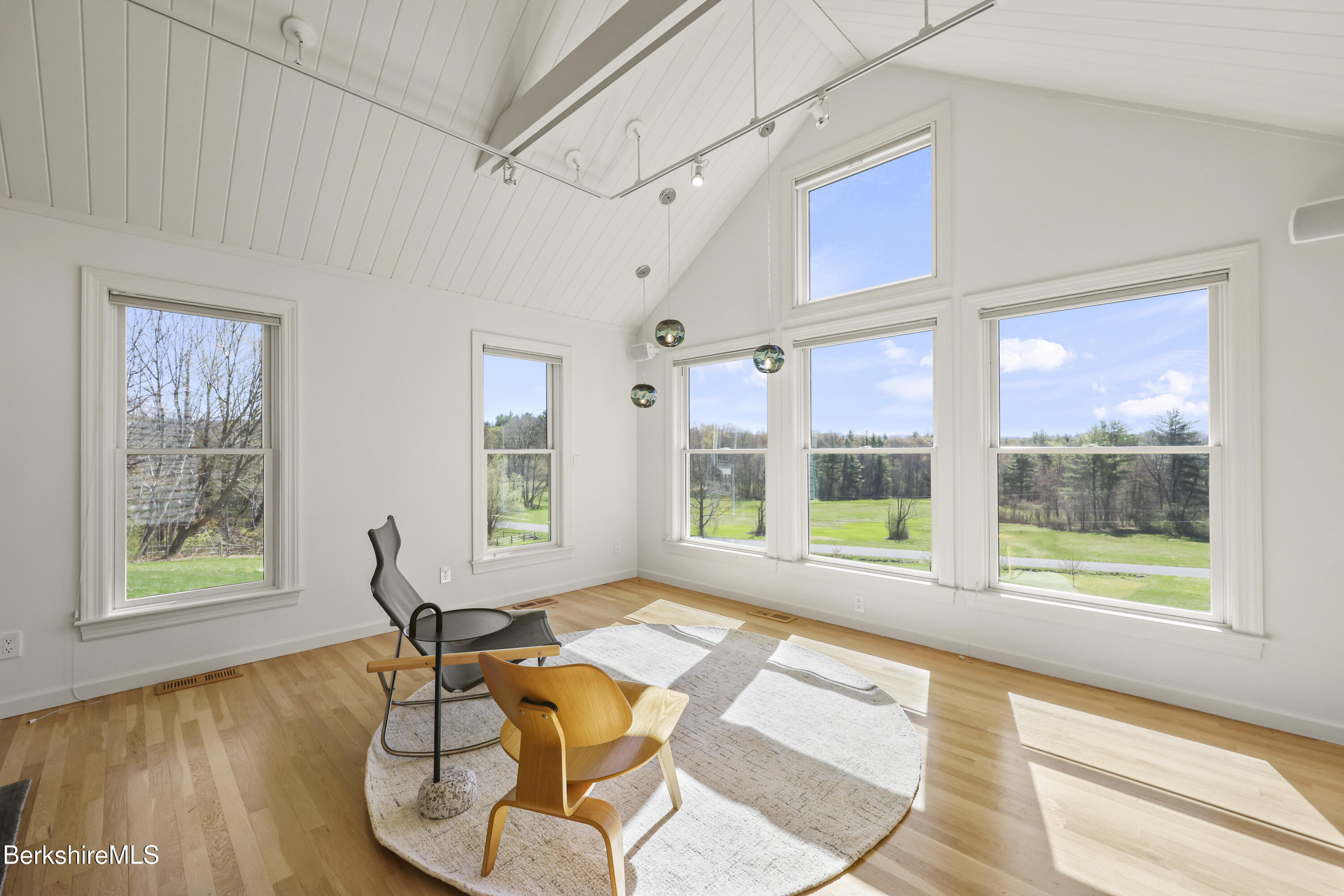 109 Under Mountain Road Lenox, MA 01240 - Photo 11 of 53 100 Living Room