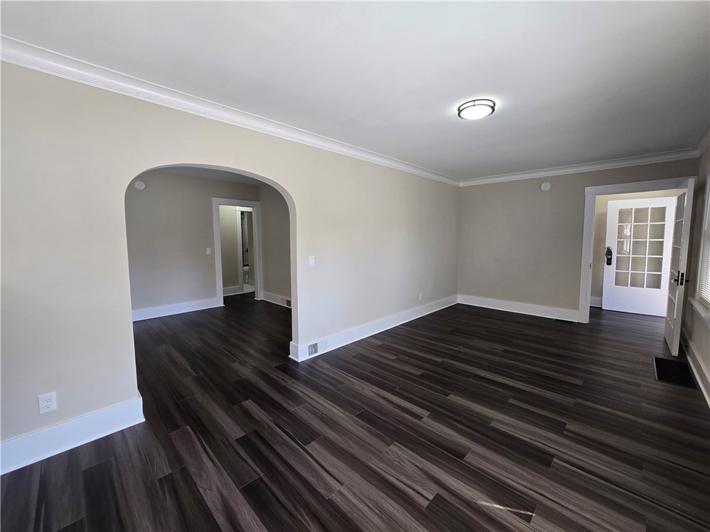 104 Midland Avenue Rochester, NY 14621 - Photo 11 of 44