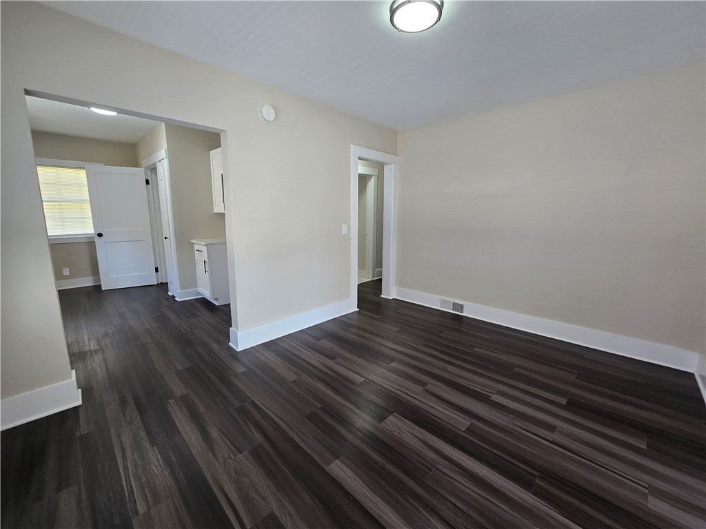 104 Midland Avenue Rochester, NY 14621 - Photo 14 of 44