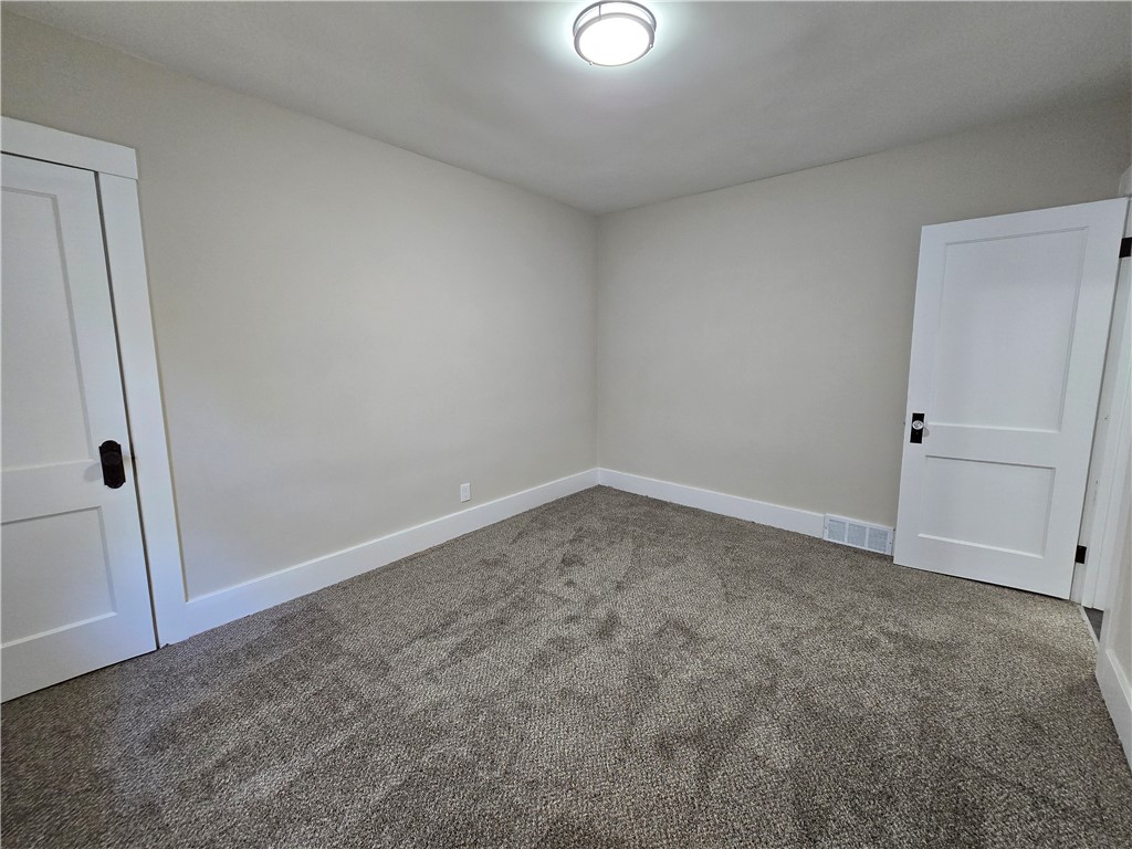 104 Midland Avenue Rochester, NY 14621 - Photo 31 of 44