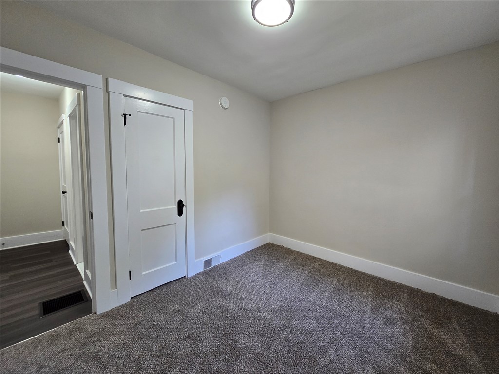 104 Midland Avenue Rochester, NY 14621 - Photo 33 of 44