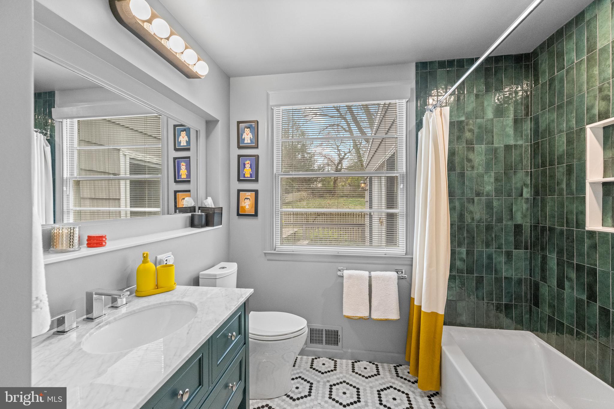 316 Mcclenaghan Mill Road Wynnewood, PA 19096 - Photo 49 of 57 Main floor full bathroom
