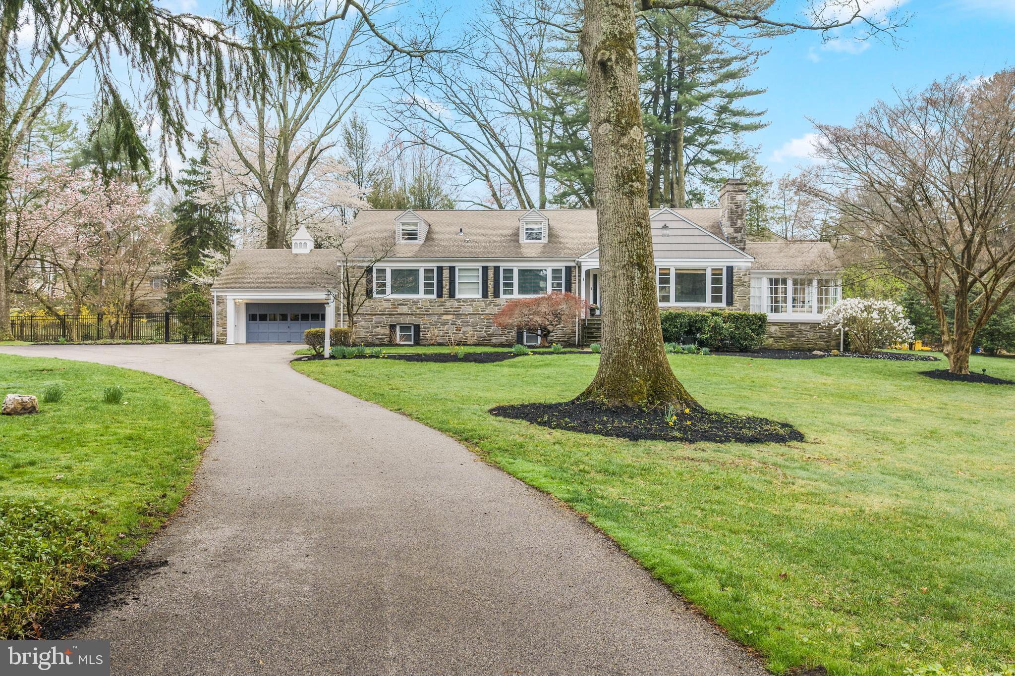 316 Mcclenaghan Mill Road Wynnewood, PA 19096 - Photo 7 of 57