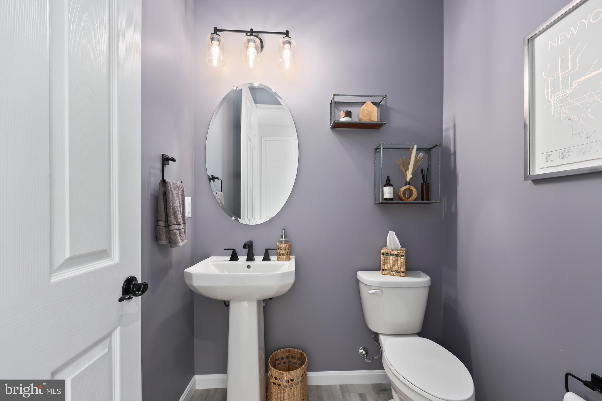 7139 State Way Ruther Glen, VA 22546 - Photo 18 of 50 Powder room on main level
