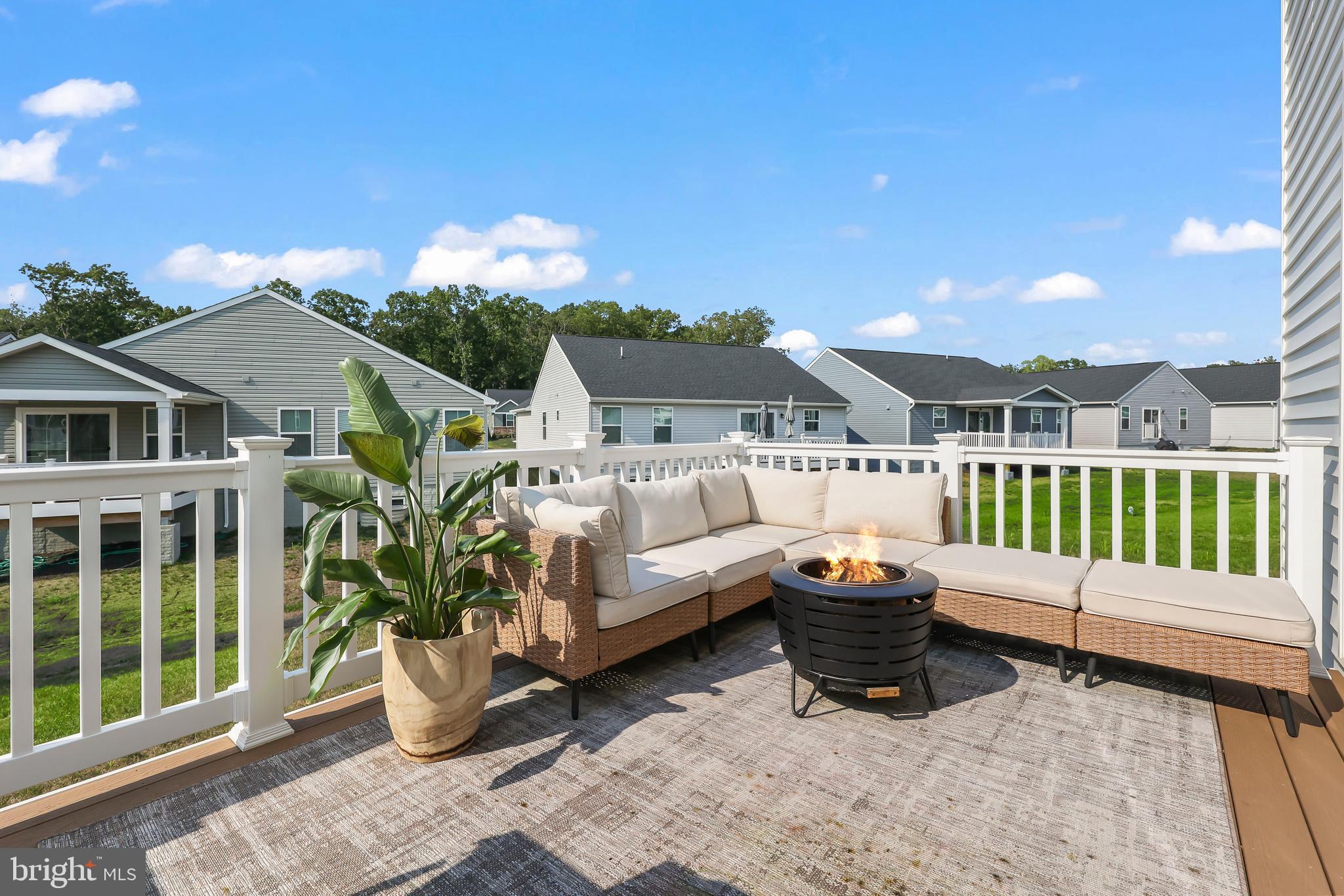 7139 State Way Ruther Glen, VA 22546 - Photo 2 of 50 Back deck already in place!