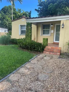 $725,000 | South Miami, Miami, FL 33155