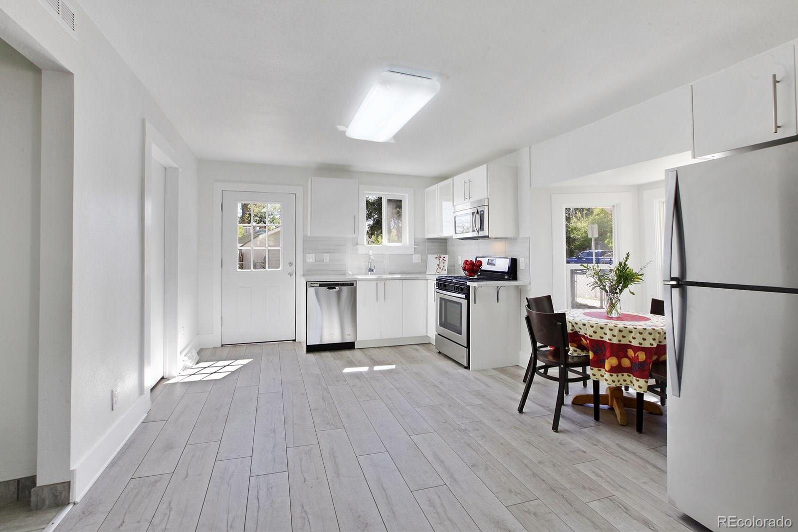 702 Stuart Street Denver, CO 80204 - Photo 6 of 25 Gallery Image 6