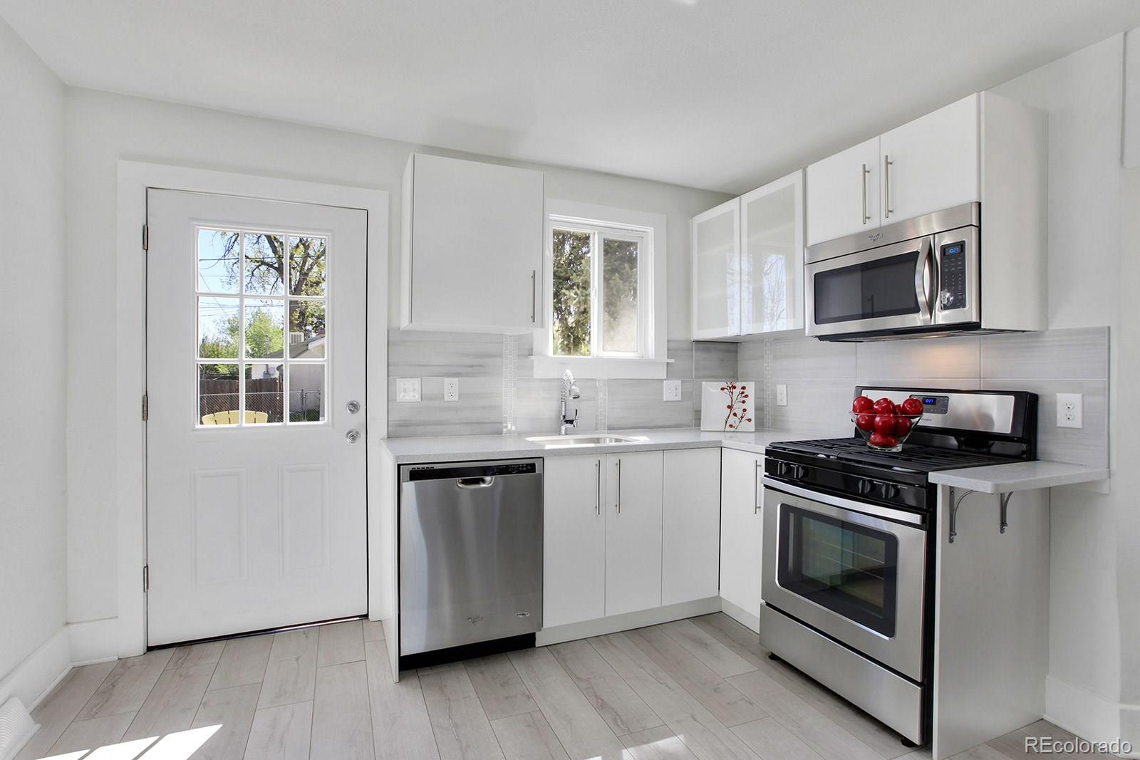 702 Stuart Street Denver, CO 80204 - Photo 9 of 25 Gallery Image 9
