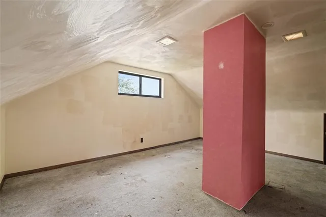 a view of a back yard of the house