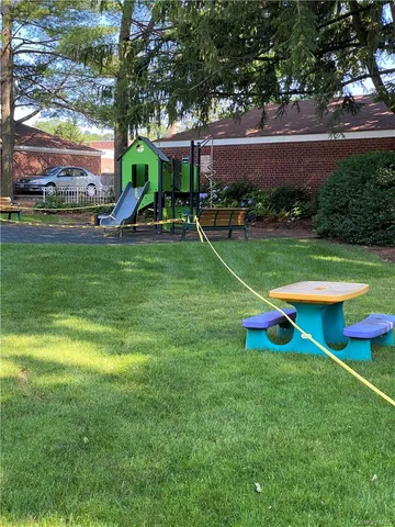 $95,000 | 6 Bryant Crescent, Unit 1A, White Plains, NY 10605