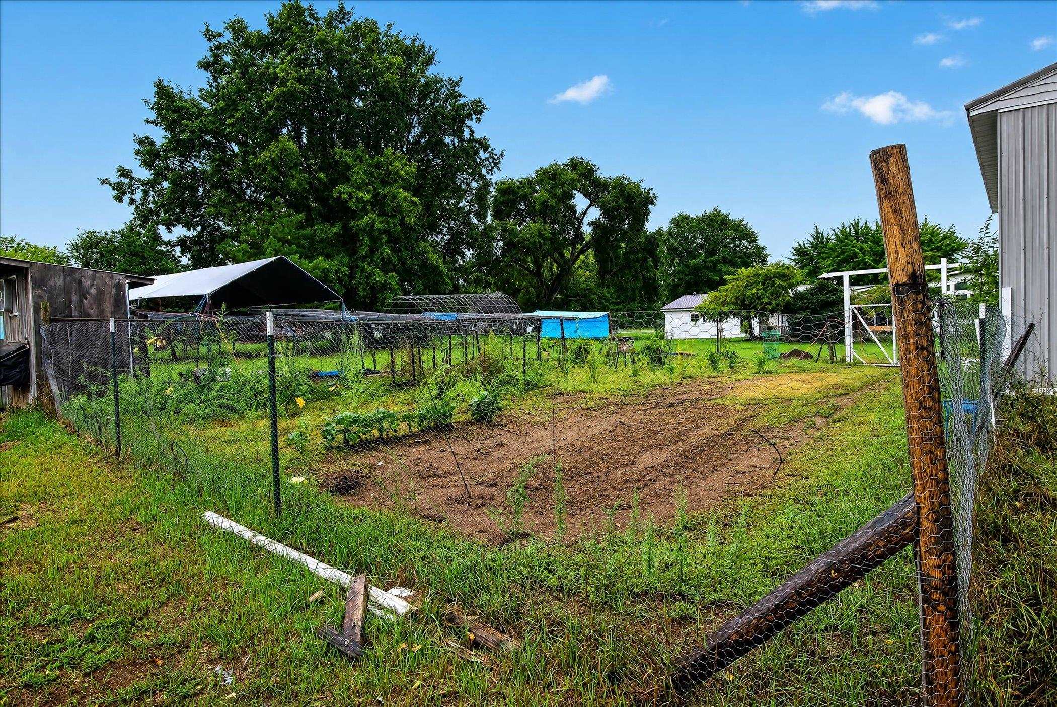 6486 North Winans Road Alma, MI 48801 - Photo 40 of 46 1950282-80564901-afae-4e4f-90ac-229ce677d8cd.JPG