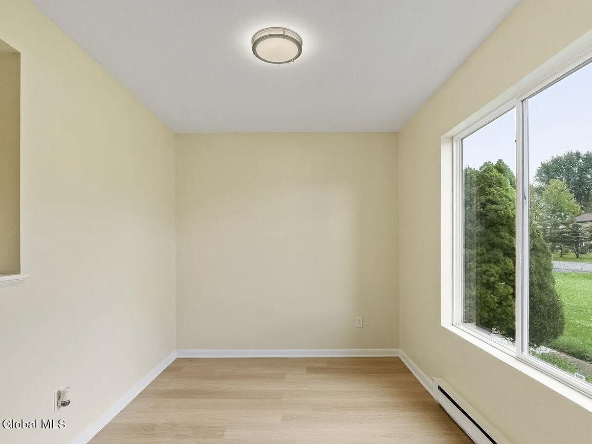 19 Harvest Way, Unit A Waterford, NY 12188 - Photo 3 of 15 IMG_4997