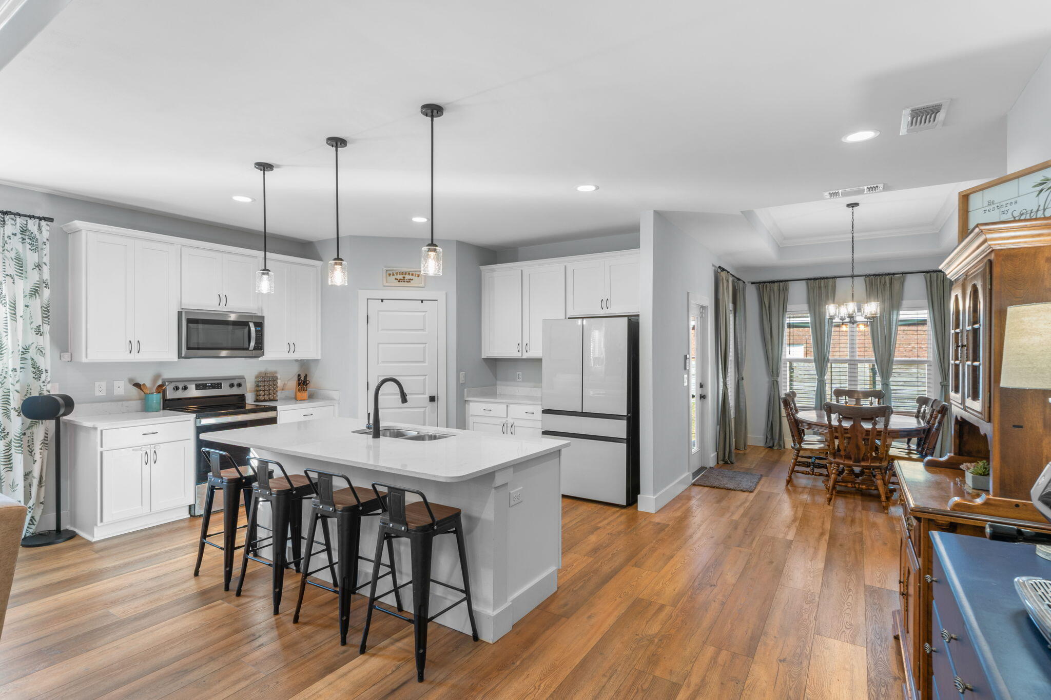 1821 Lubbock Road Gulf Breeze, FL 32563 - Photo 9 of 32 9-web-or-mls-Final-9