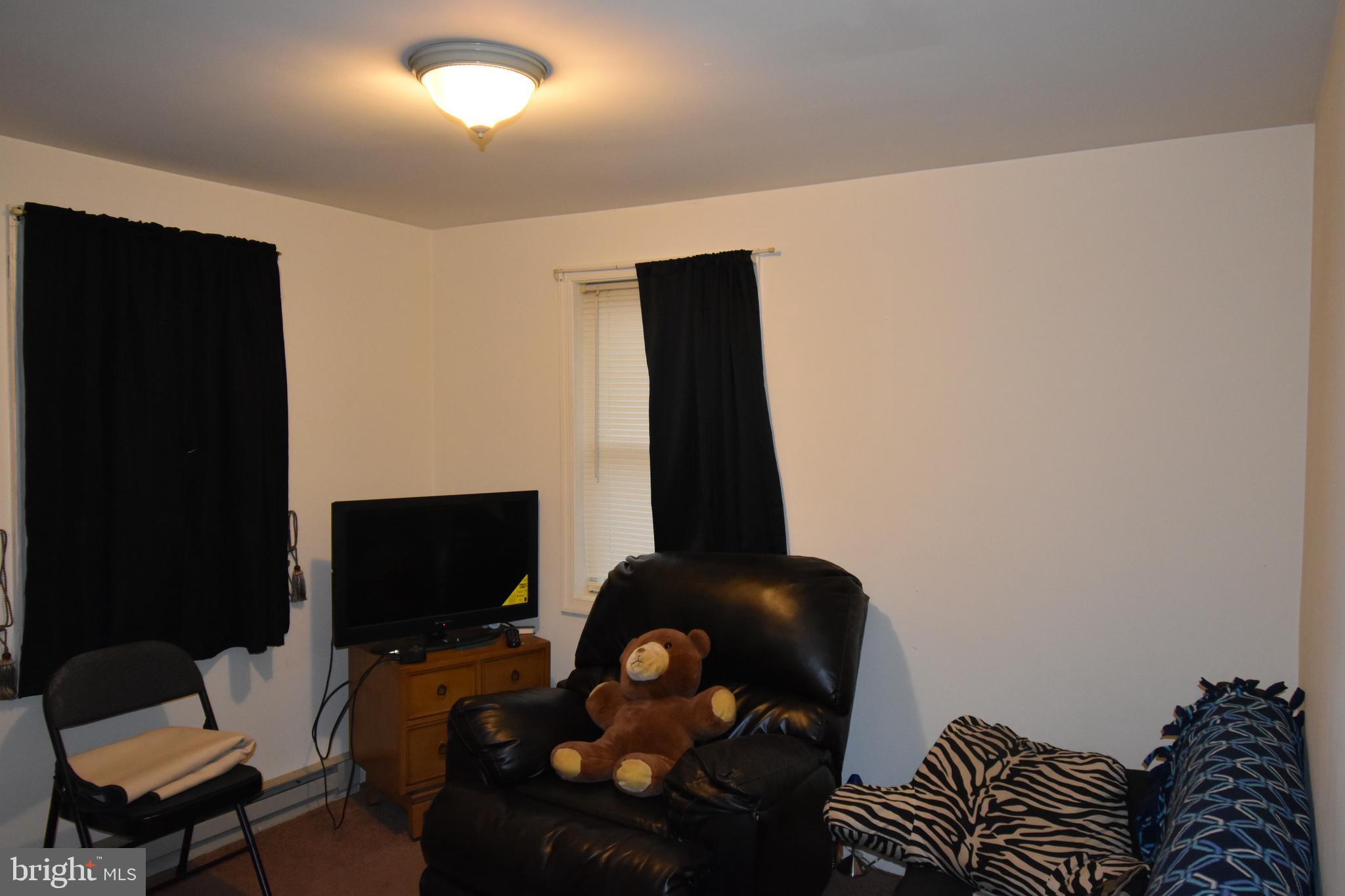 727 Rigby Avenue Cambridge, MD 21613 - Photo 2 of 11 Gallery Image 2