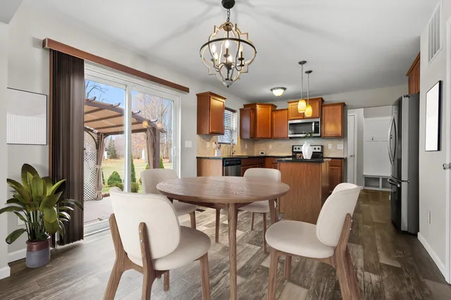 $399,000 | 72597 Faye Court, South Haven, MI 49090