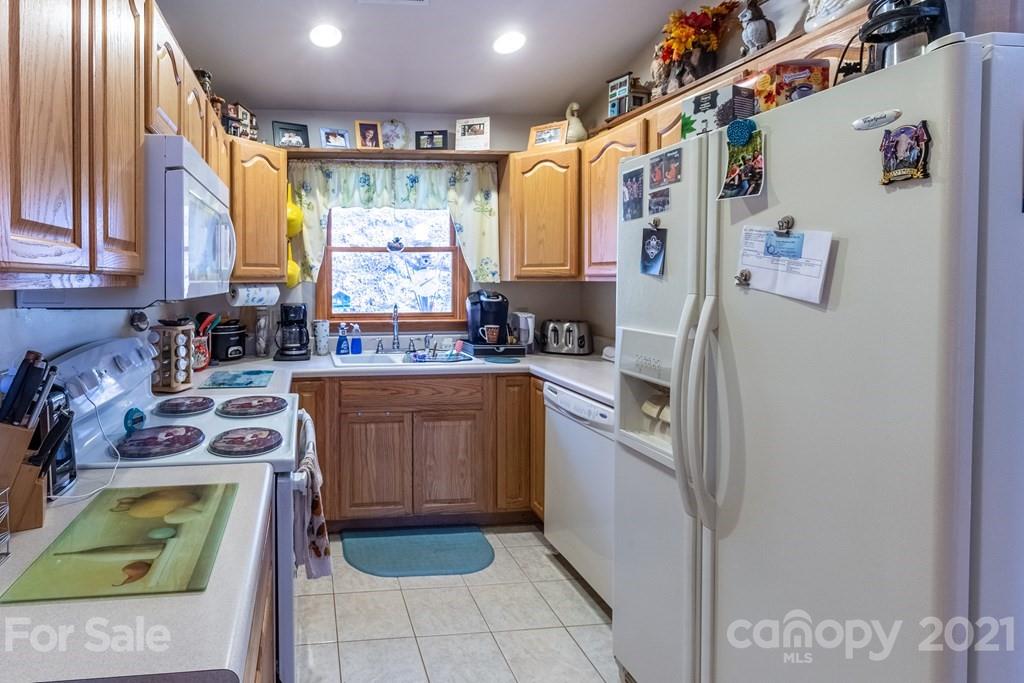 686 Thunderbird Road Sylva, NC 28779 - Photo 17 of 26 Gallery Image 17