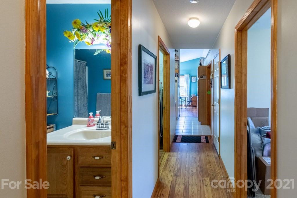 686 Thunderbird Road Sylva, NC 28779 - Photo 18 of 26 Gallery Image 18