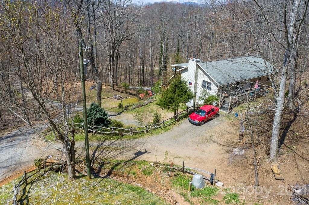 686 Thunderbird Road Sylva, NC 28779 - Photo 5 of 26 Gallery Image 5