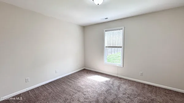 $289,500 | 106 Kodiak Court, Jacksonville, NC 28540