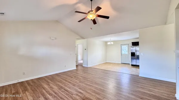 $289,500 | 106 Kodiak Court, Jacksonville, NC 28540