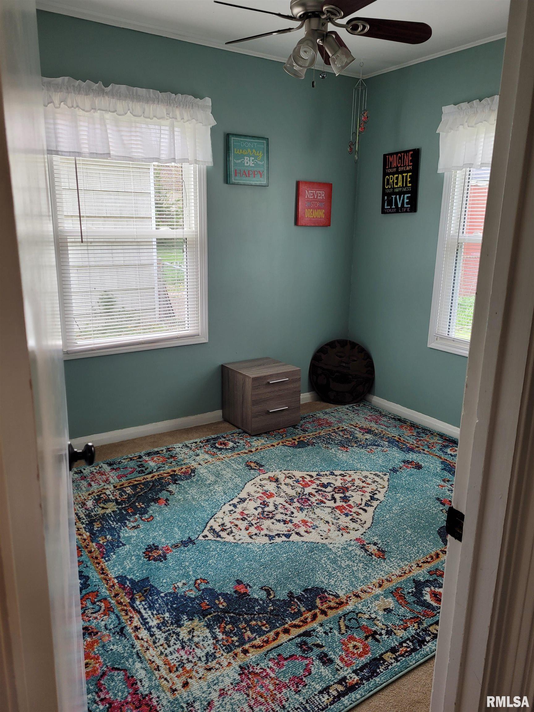 133 East Cherry Ridge Road Peoria, IL 61614 - Photo 12 of 36 Gallery Image 12