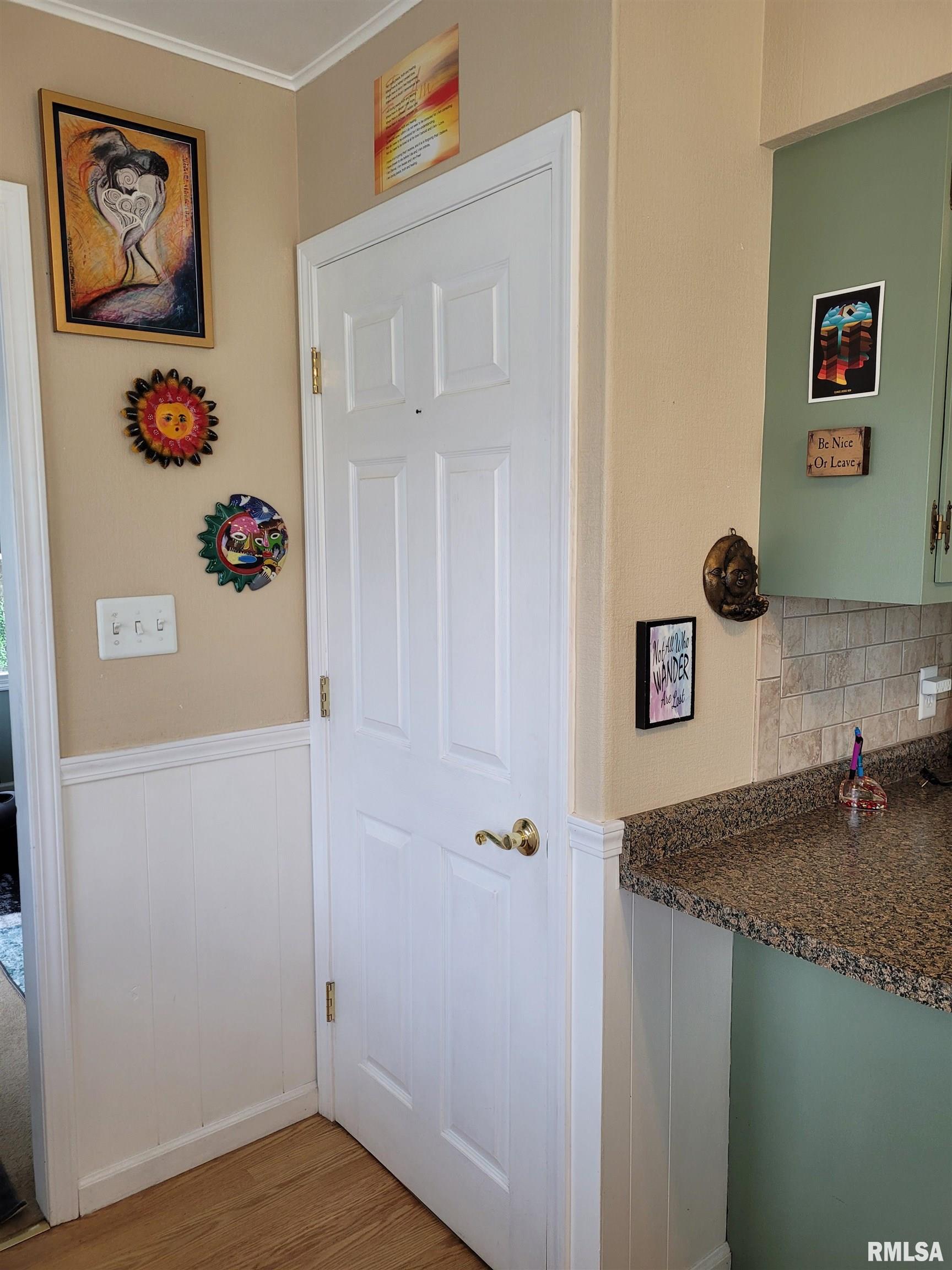 133 East Cherry Ridge Road Peoria, IL 61614 - Photo 10 of 36 Gallery Image 10