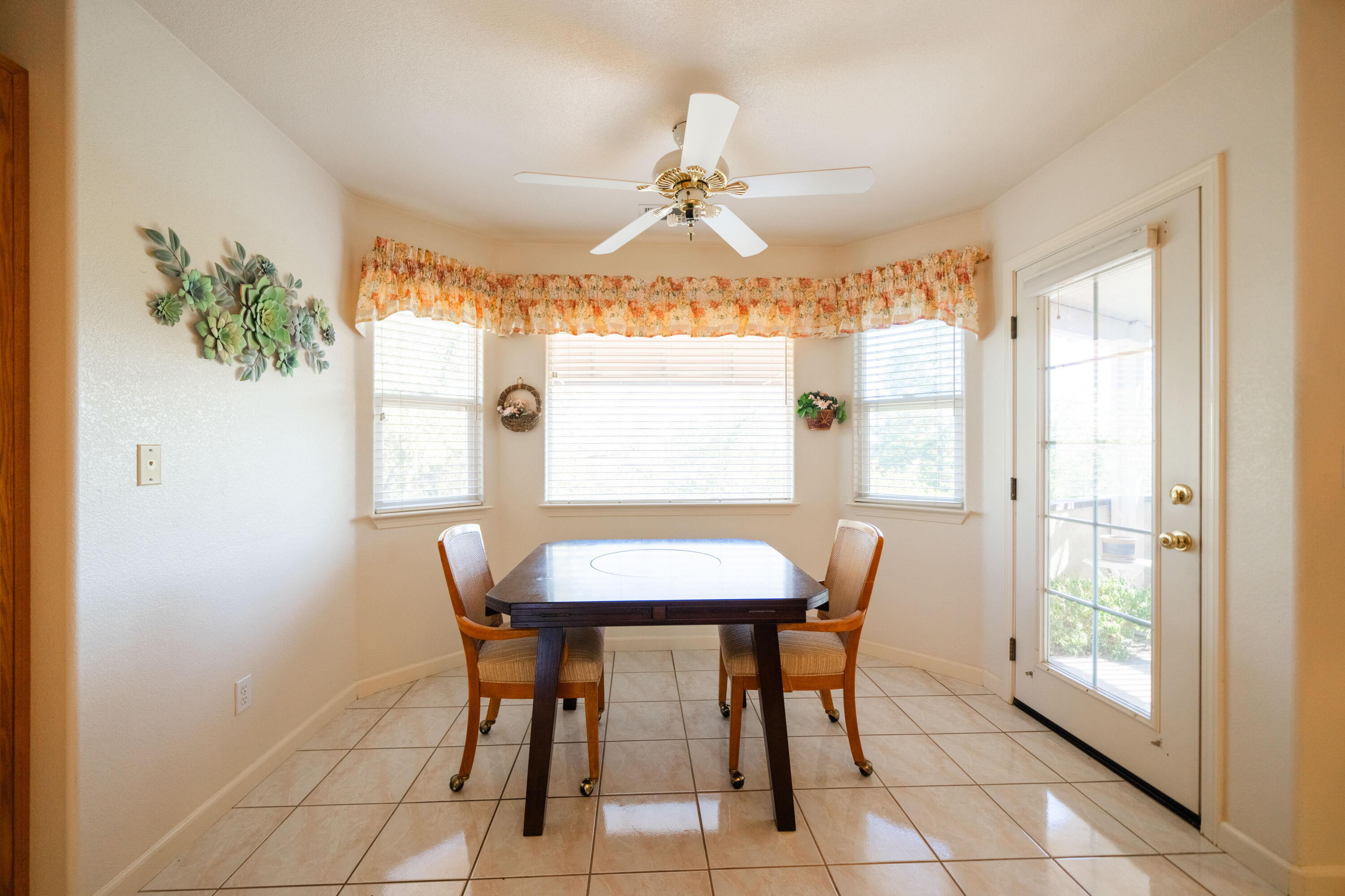 4510 Trinity Street Shasta Lake, CA 96019 - Photo 11 of 32 IMG-29