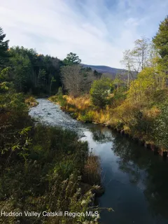 $995,000 | 21 Long Road, West Kill, NY 12492