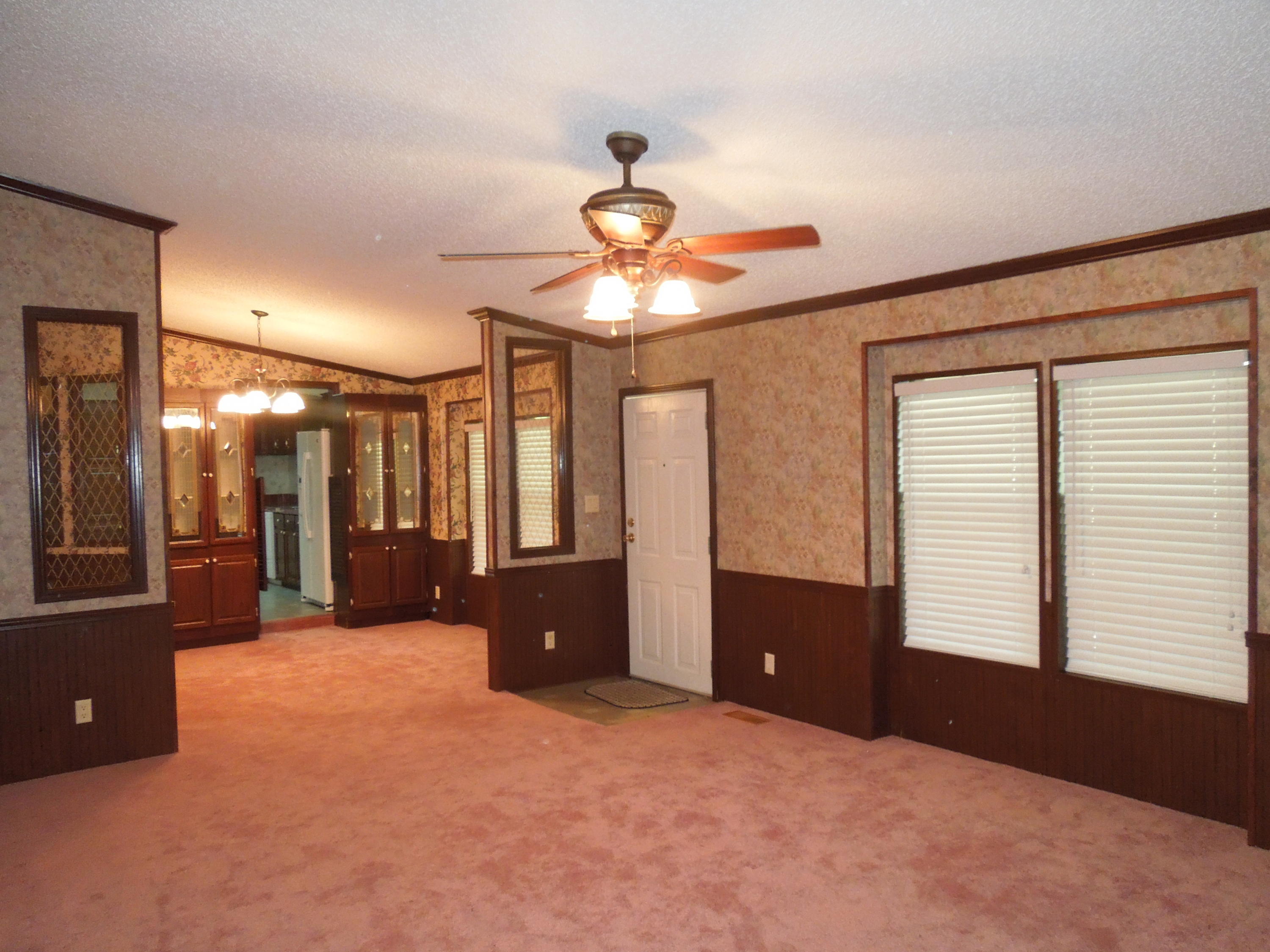 7522 Davis Mill Road Harrison, TN 37341 - Photo 2 of 36 Living room
