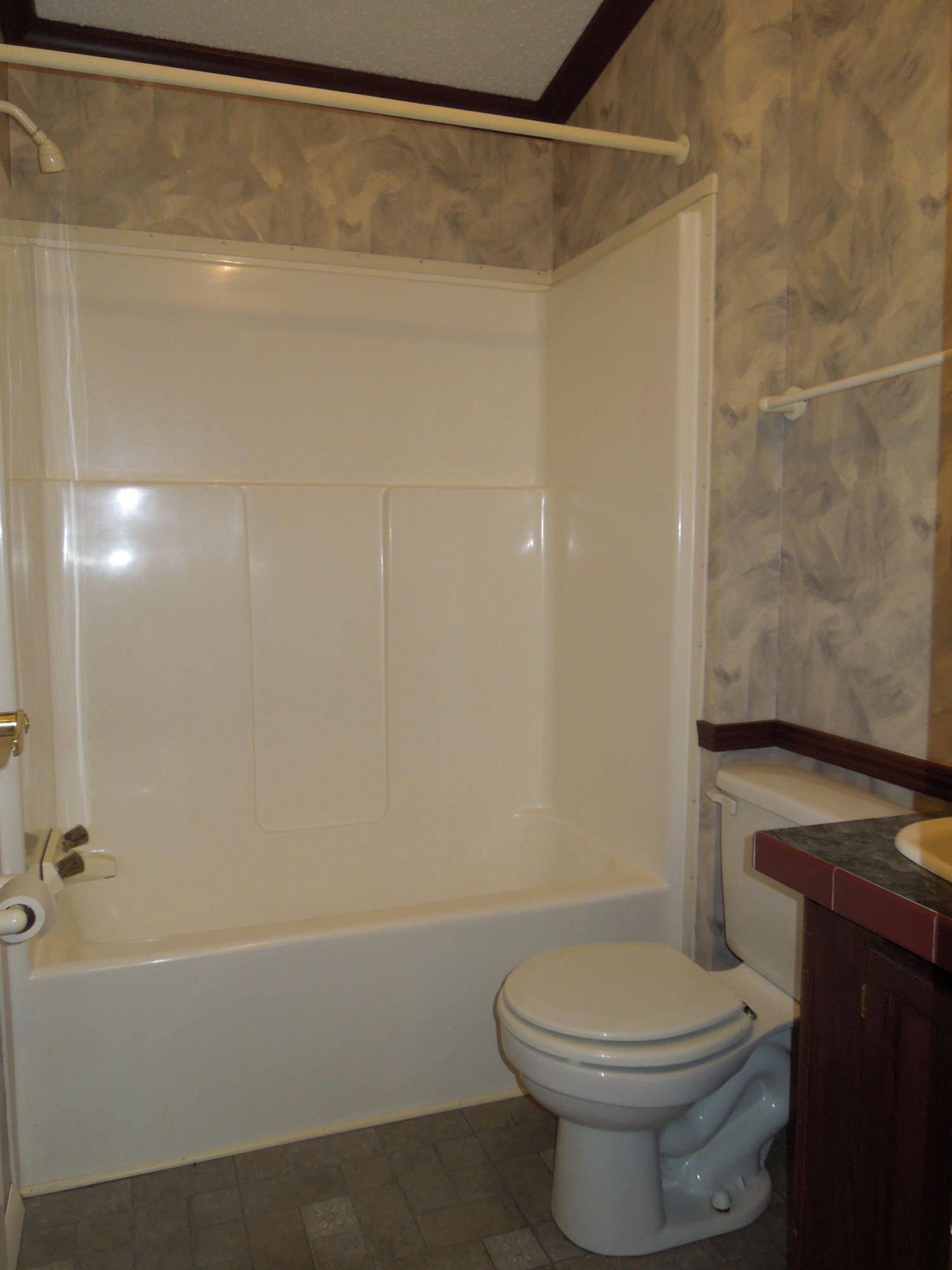 7522 Davis Mill Road Harrison, TN 37341 - Photo 20 of 36 Full bath