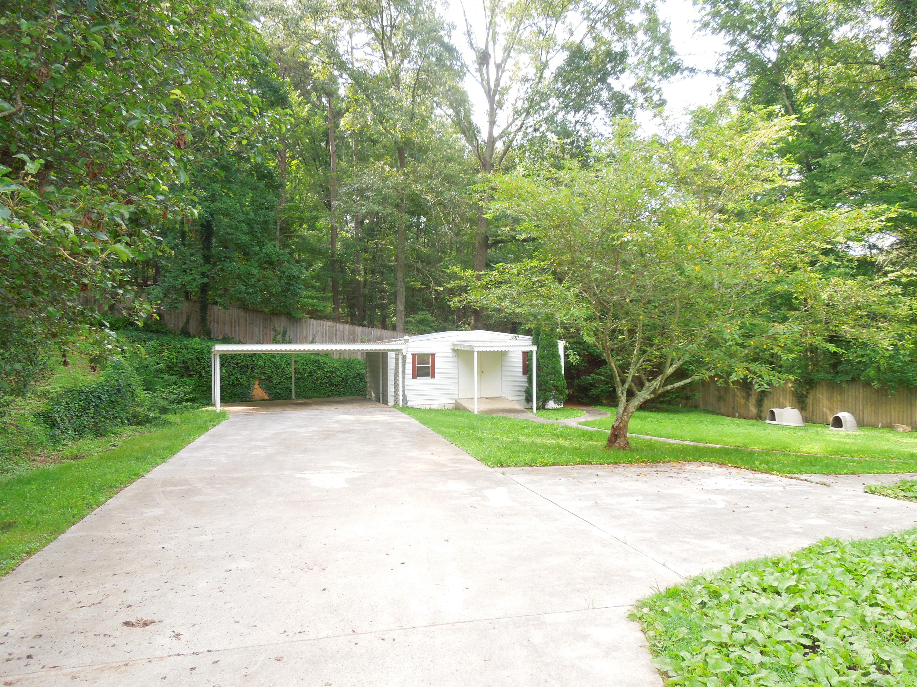 7522 Davis Mill Road Harrison, TN 37341 - Photo 34 of 36 Plenty of parking