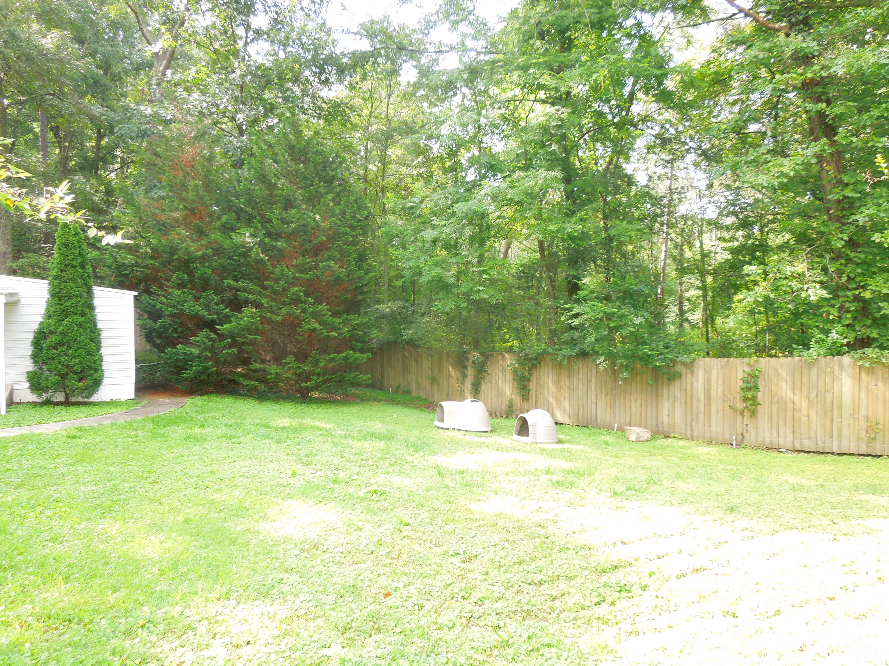7522 Davis Mill Road Harrison, TN 37341 - Photo 35 of 36 Large fenced yard