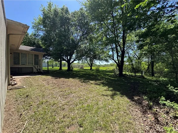 $132,000 | 808 Hugh Street, Frontenac, KS 66763