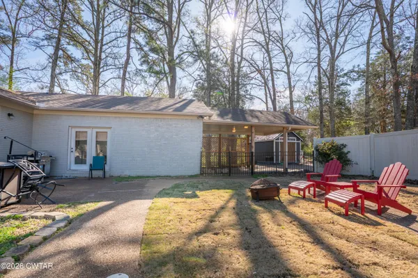 $369,900 | 418 Deerwood Lane, Lexington, TN 38351