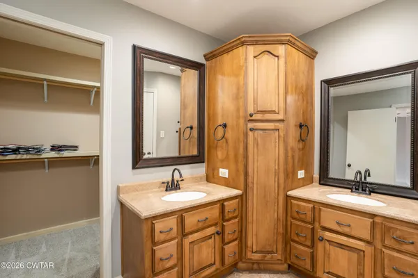 $369,900 | 418 Deerwood Lane, Lexington, TN 38351