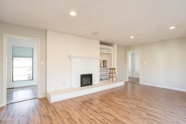 $369,900 | 418 Deerwood Lane, Lexington, TN 38351