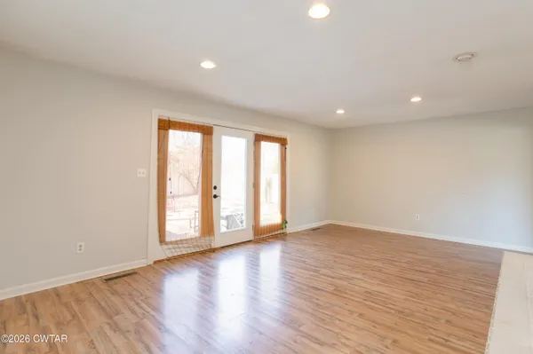 $369,900 | 418 Deerwood Lane, Lexington, TN 38351