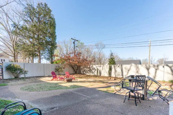 $369,900 | 418 Deerwood Lane, Lexington, TN 38351