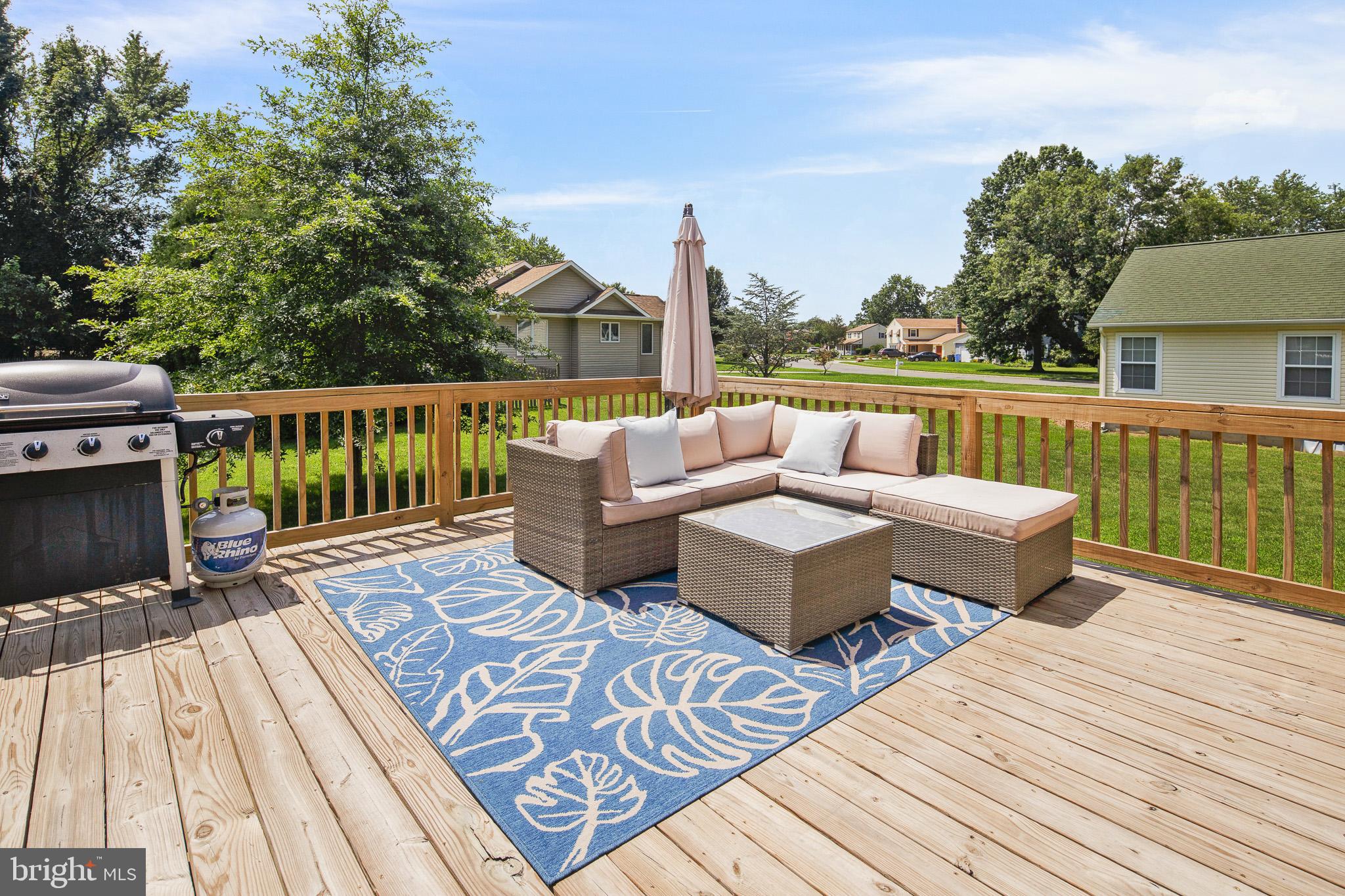 11 Whiskey Mill Road Clarksboro, NJ 08020 - Photo 22 of 35 wooden deck with seating area